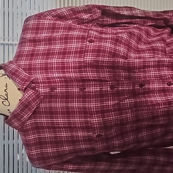 St. John's Bay Plaid Long Sleeve Button Up Magenta Top XL - Picture 3 of 7